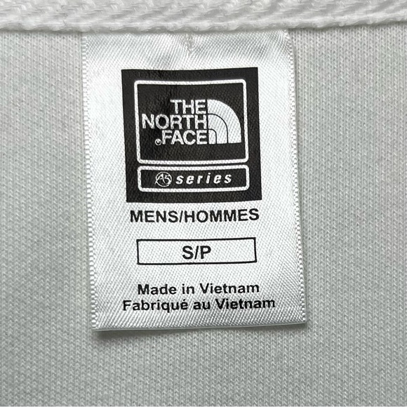 THE NORTH FACE - Men’s small athletic jacket - Picture 5 of 11